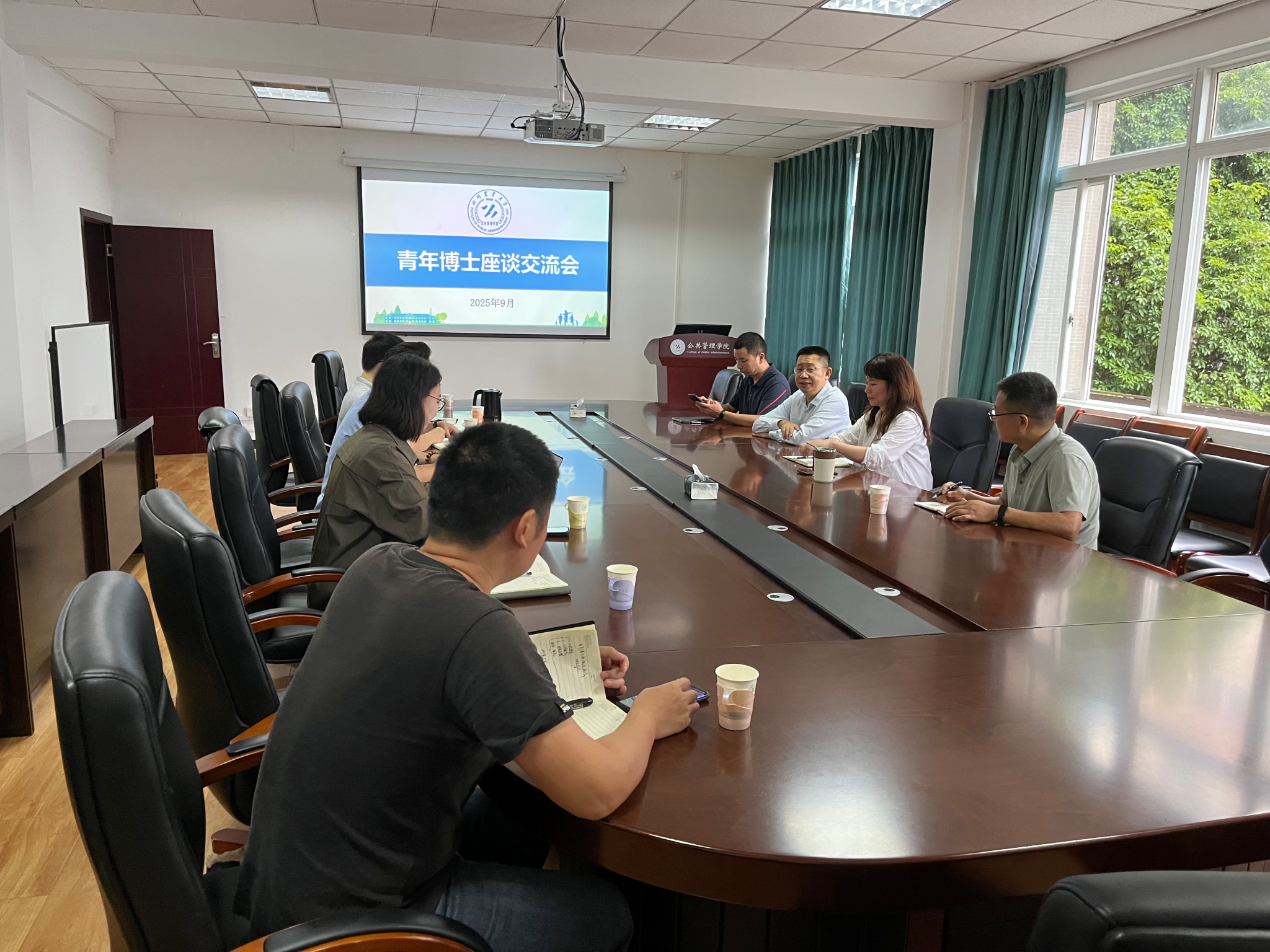 学校党委书记刘登才来院调研指导